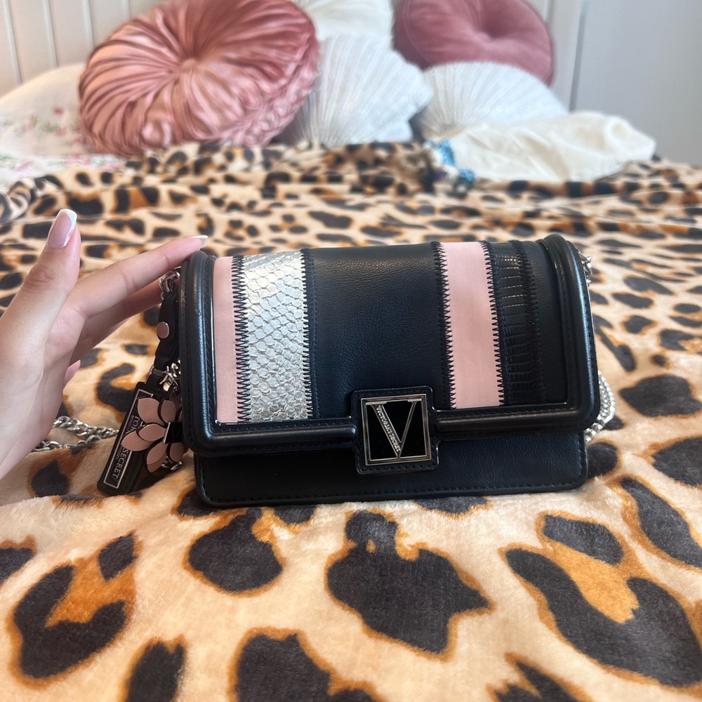 Victoria’s Secret Crossbody Bag